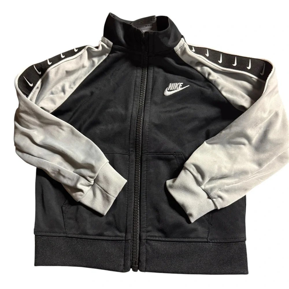 Nike kids gray‎ black 24 months full zip track jacket